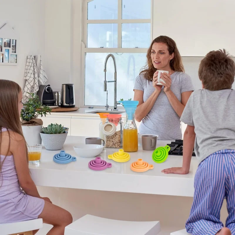1PCS Foldable Funnel Silicone  - đánh giá và giá Travel Kitchen Accessories