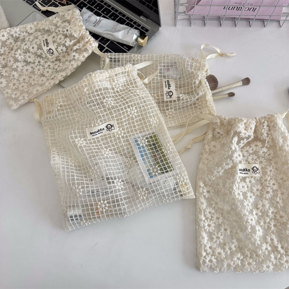 Lace Embroidered Daisy Mesh Dr - đánh giá và giá Travel Accessories Holder